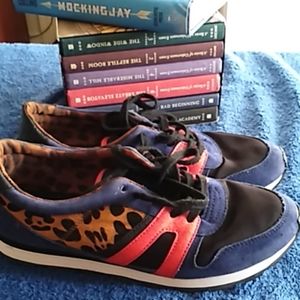 Fair use shoes size 10us